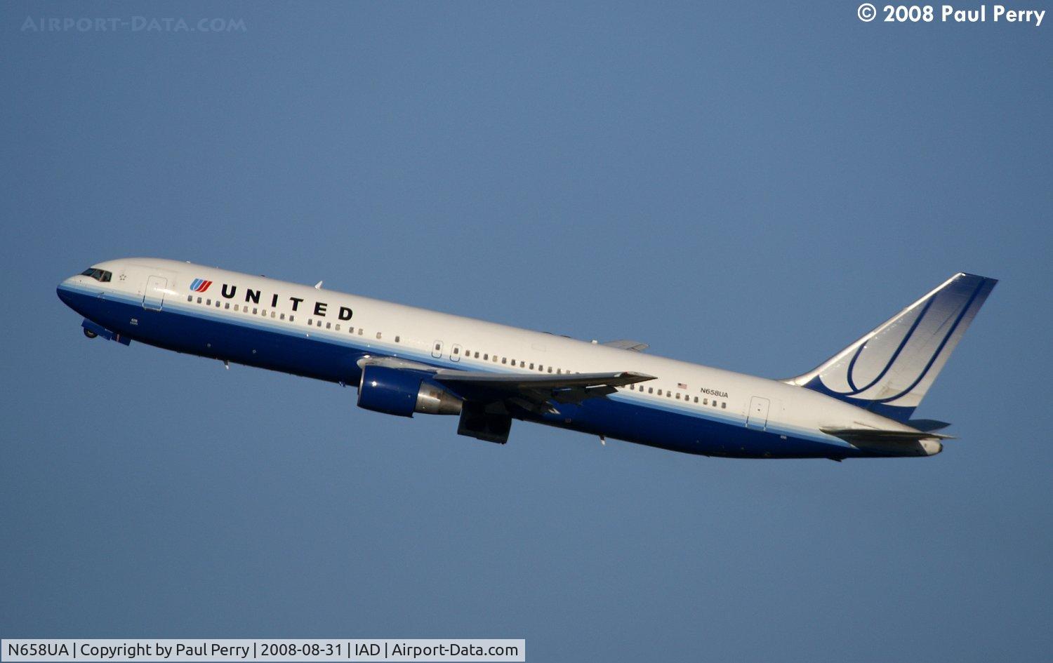 N658UA, 1993 Boeing 767-322 C/N 27113, Seeing a wide array of types in United's Fleet