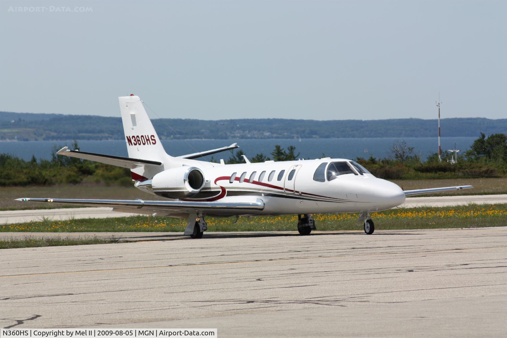 N360HS, Cessna 560 C/N 560-0808, Taxi For Departure RWY 28