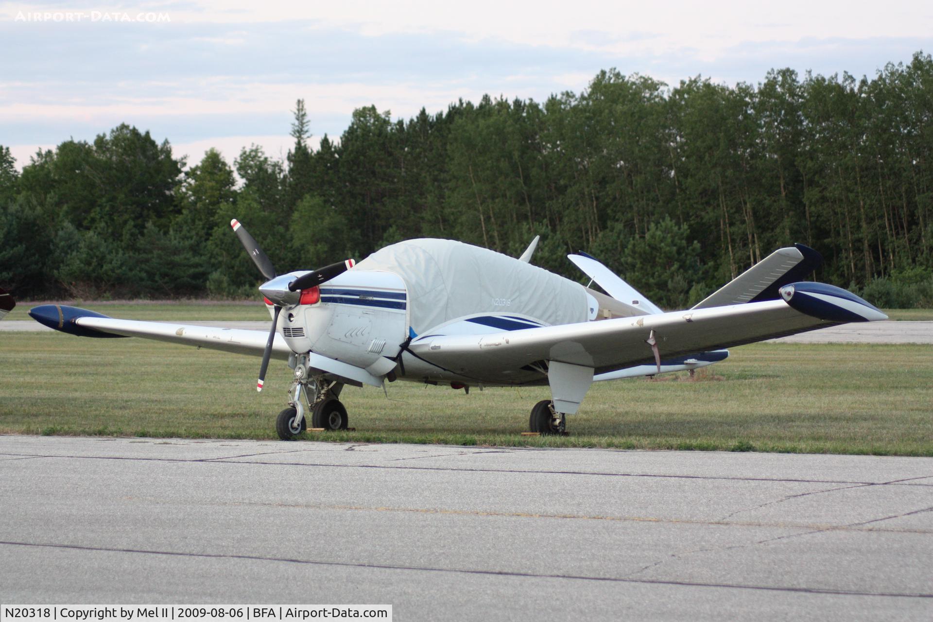 N20318, 1978 Beech V35B Bonanza C/N D-10173, Parked