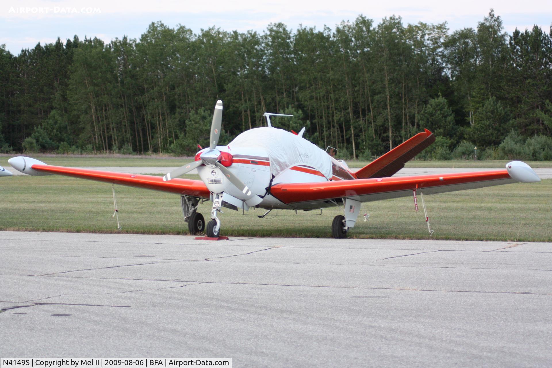 N4149S, 1975 Beech V35B Bonanza C/N D-9745, Parked