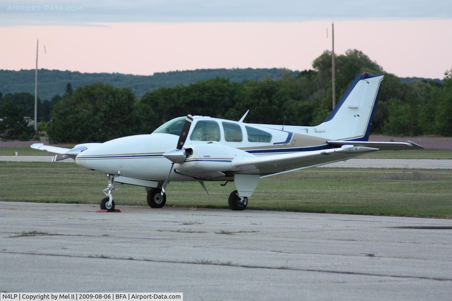 N4LP, 1973 Beech E-55 Baron C/N TE-957, Parked