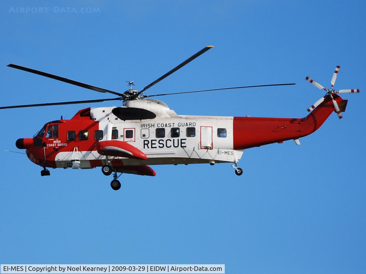 EI-MES, 1977 Sikorsky S-61N C/N 61776, On patrol
