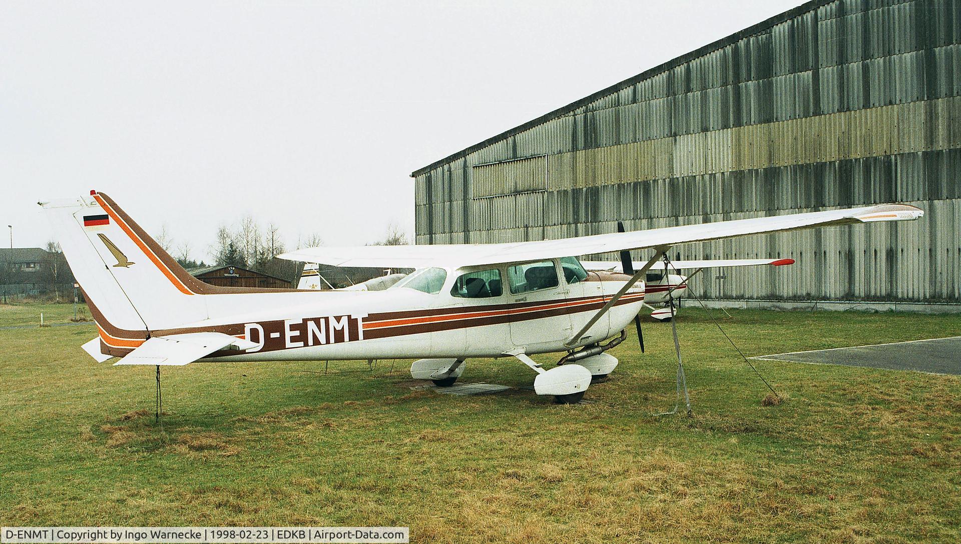 D-ENMT, Cessna 172P C/N 17275060, Cessna 172P Skyhawk II at Bonn-Hangelar airfield