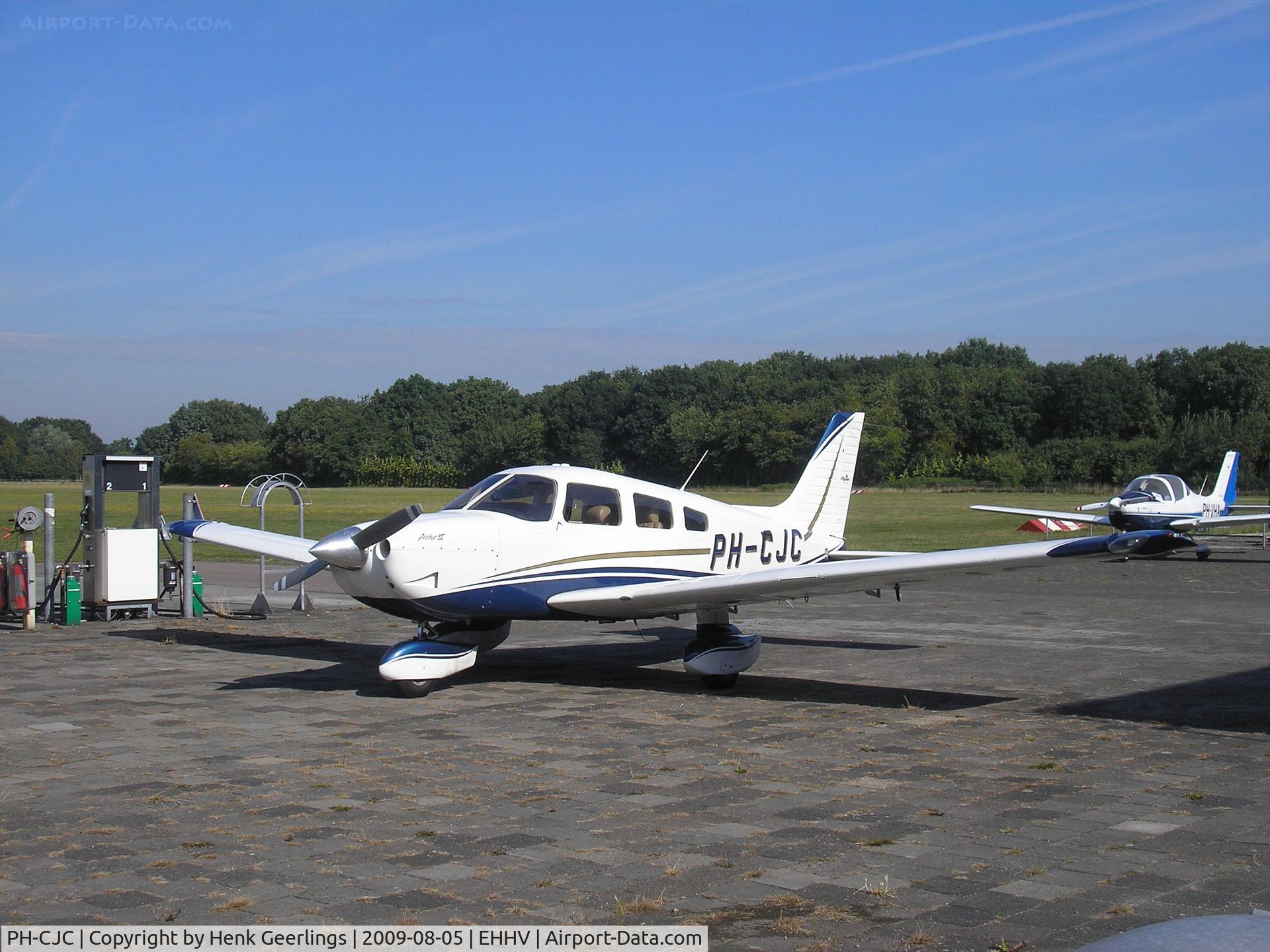 PH-CJC, 2004 Piper PA-28-181 Archer III C/N 2843595, Hilversum Aerodrome, Flying School Hilversum (VSH)
