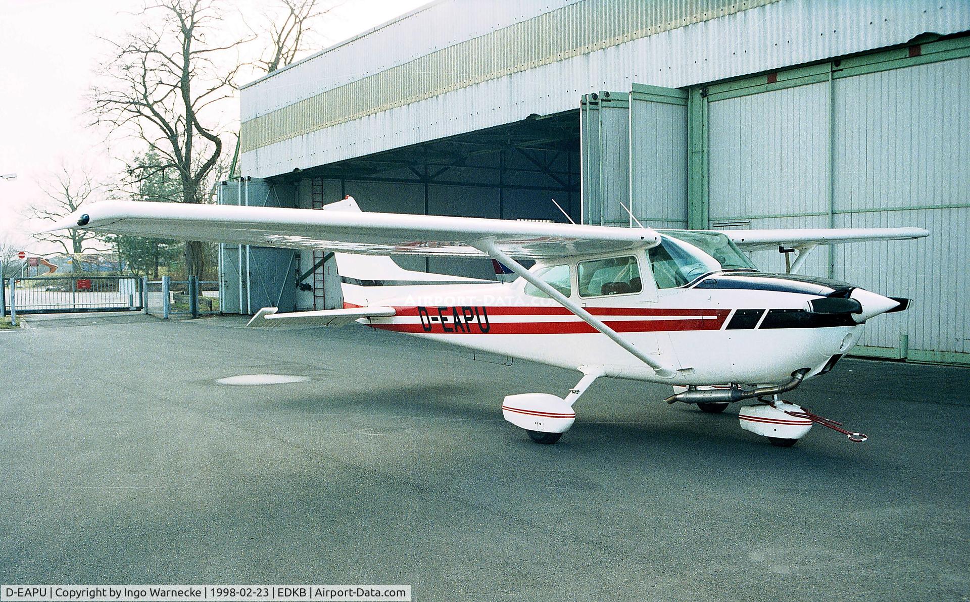 D-EAPU, 1979 Cessna 172N Skyhawk C/N 17272551, Cessna 172N Skyhawk at Bonn-Hangelar airfield