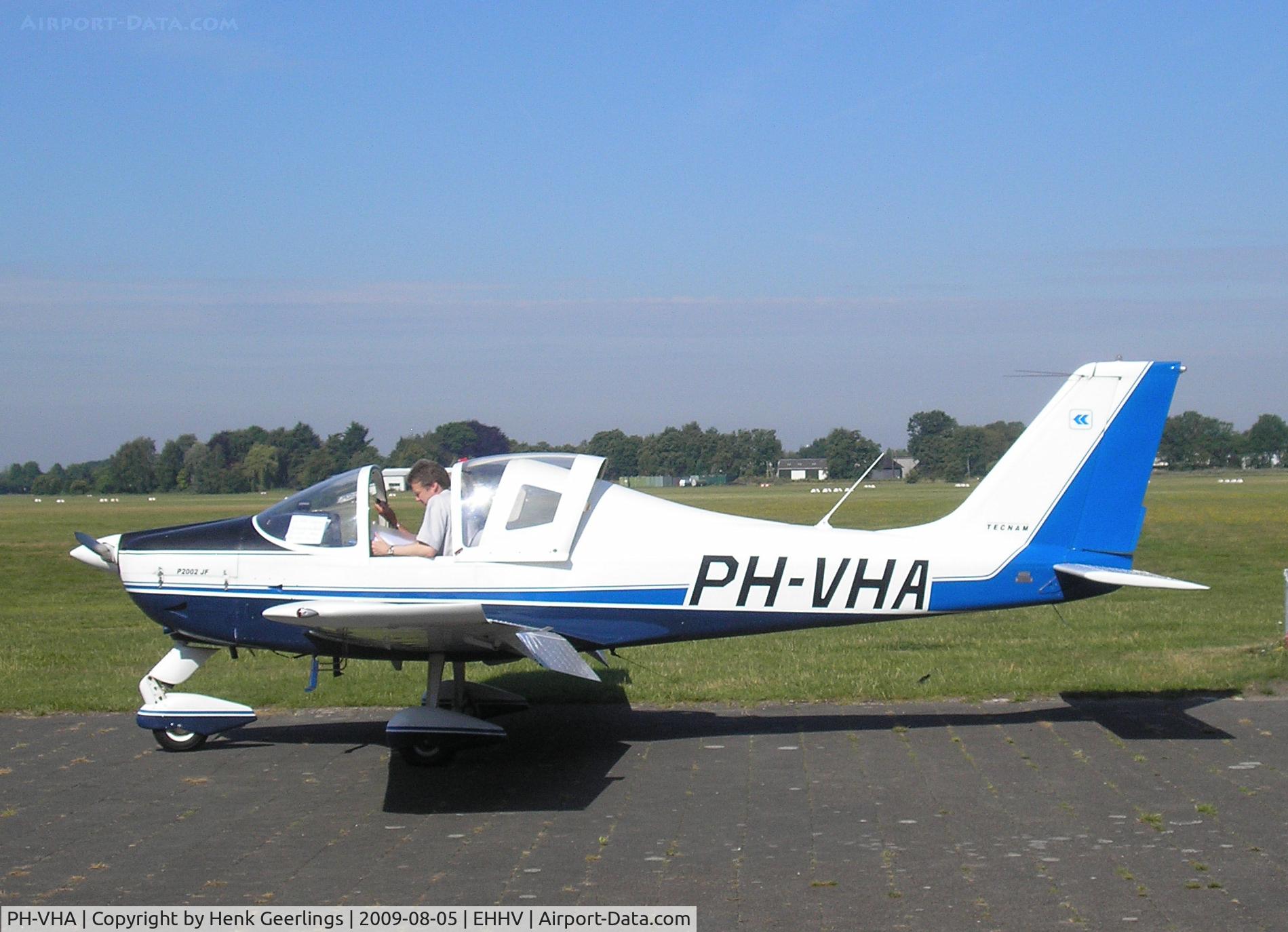 PH-VHA, 2006 Tecnam P-2002JF Sierra C/N 030, Hilversum Aerodrome, Flying School Hilversum (VSH)