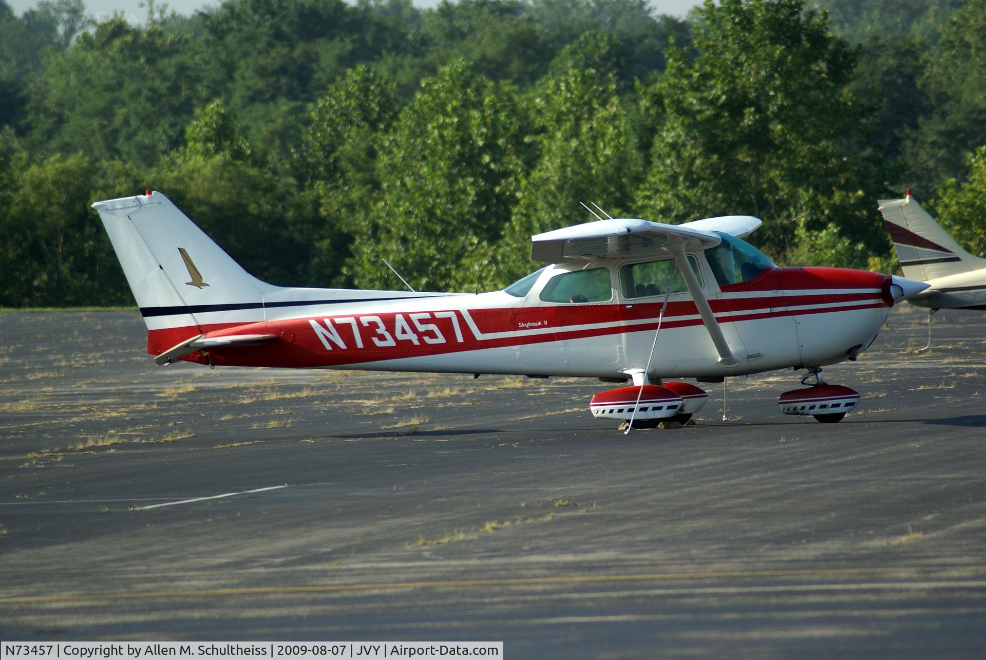 N73457, 1976 Cessna 172M C/N 17267475, 1976 C172M