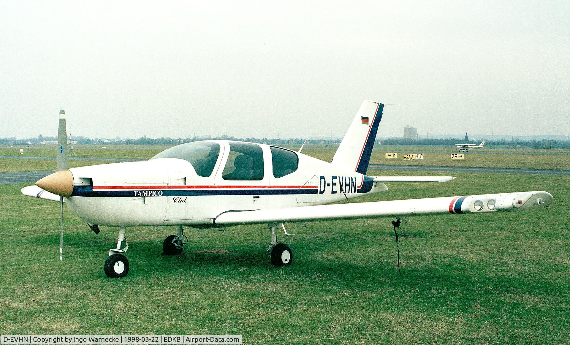 D-EVHN, Socata TB-9 Tampico Club C/N 1438, SOCATA TB-9 Tampico Club at Bonn-Hangelar airfield