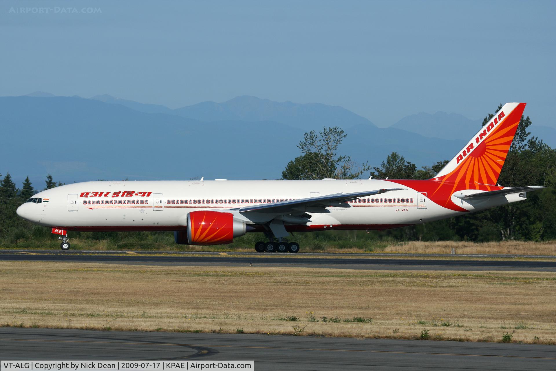 VT-ALG, 2009 Boeing 777-237/LR C/N 36306, KPAE