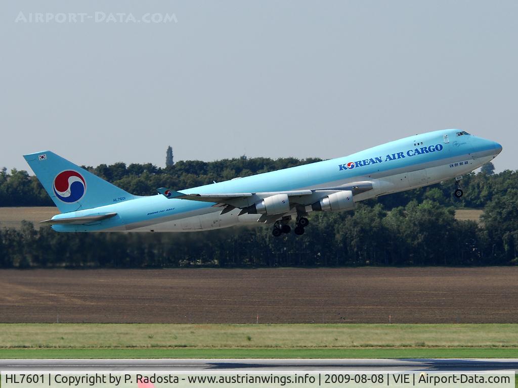 HL7601, 2004 Boeing 747-4B5F/SCD C/N 33949, Nice baby