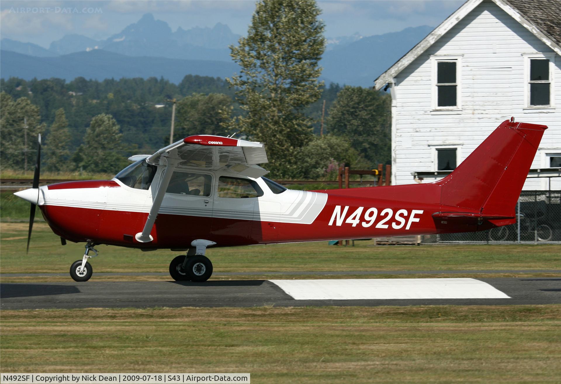 N492SF, 1976 Cessna 172N C/N 17268310, S43