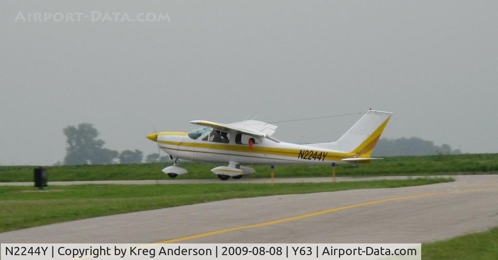 N2244Y, 1967 Cessna 177 Cardinal C/N 17700044, Cessna 177 Cardinal giving air rides.