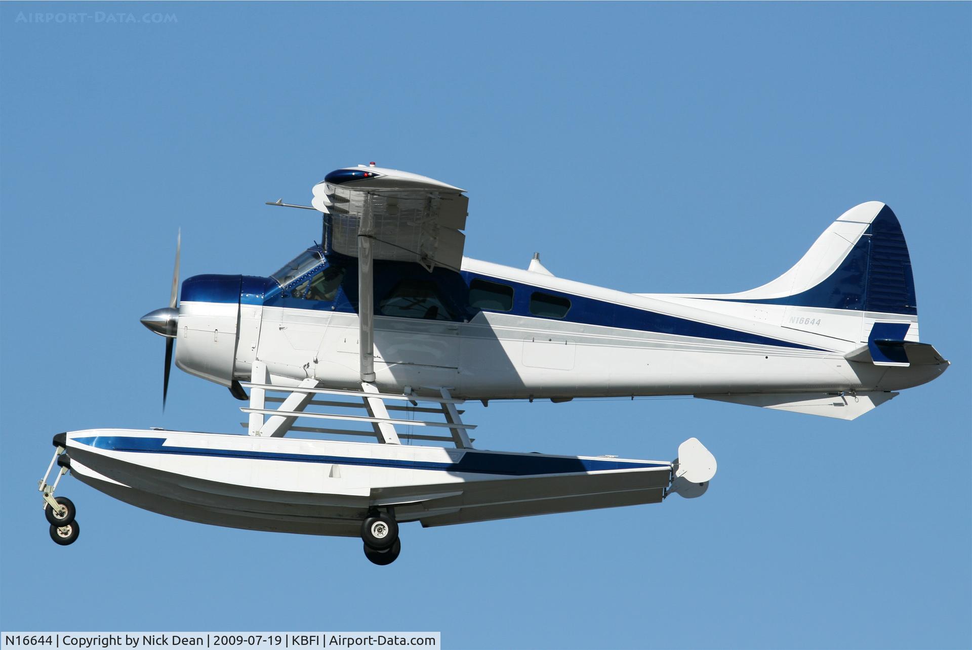 N16644, 1951 De Havilland Canada U-6A Beaver C/N 231, KBFI