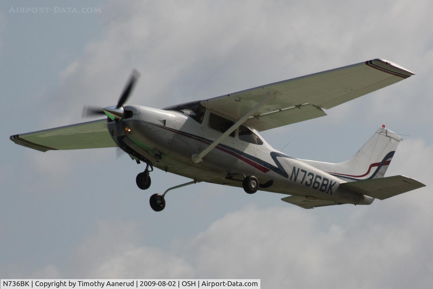 N736BK, 1978 Cessna R182 Skylane RG C/N R18200715, 1978 Cessna R182, c/n: R18200715