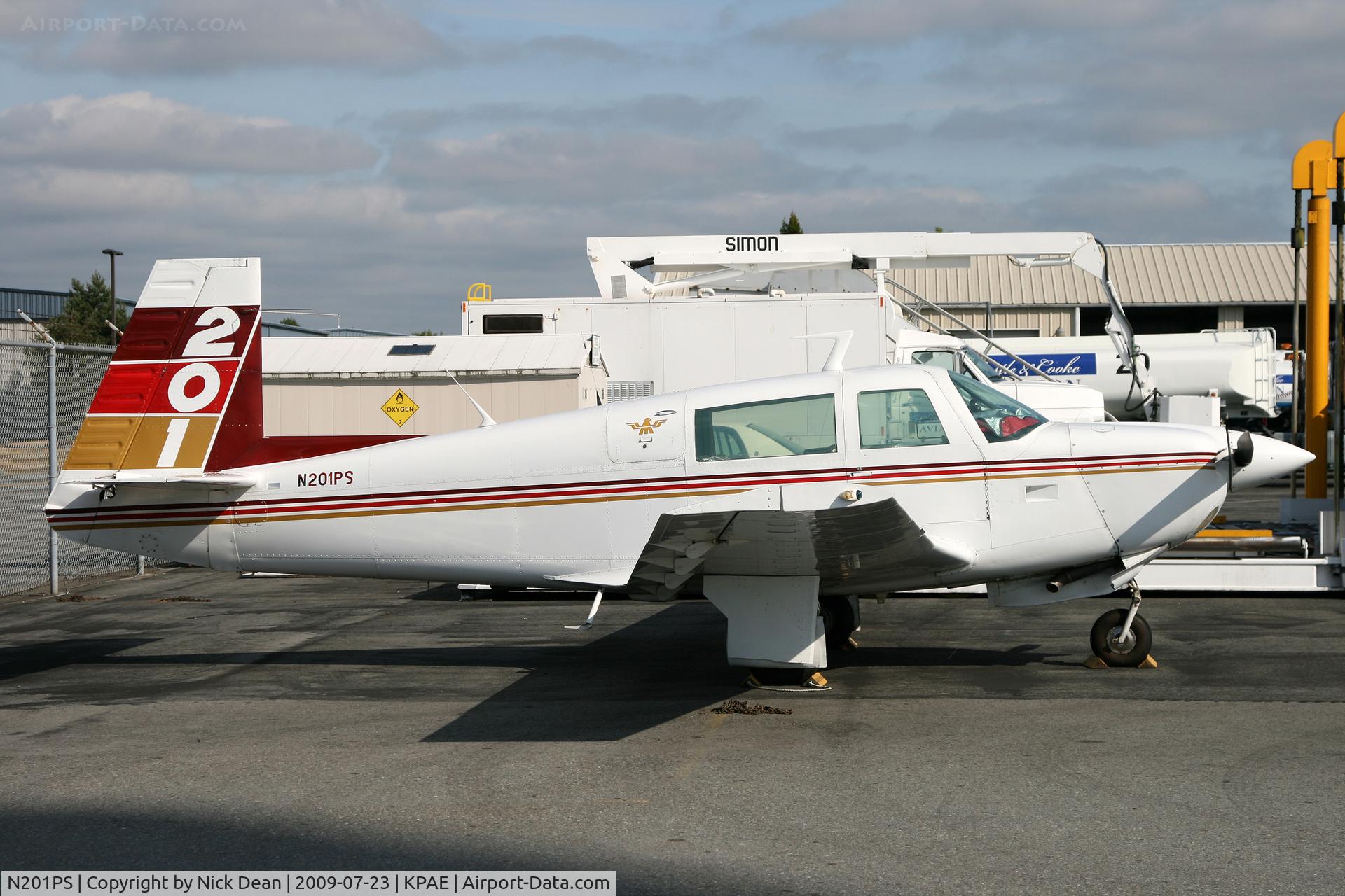 N201PS, 1977 Mooney M20J 201 C/N 24-0113, KPAE