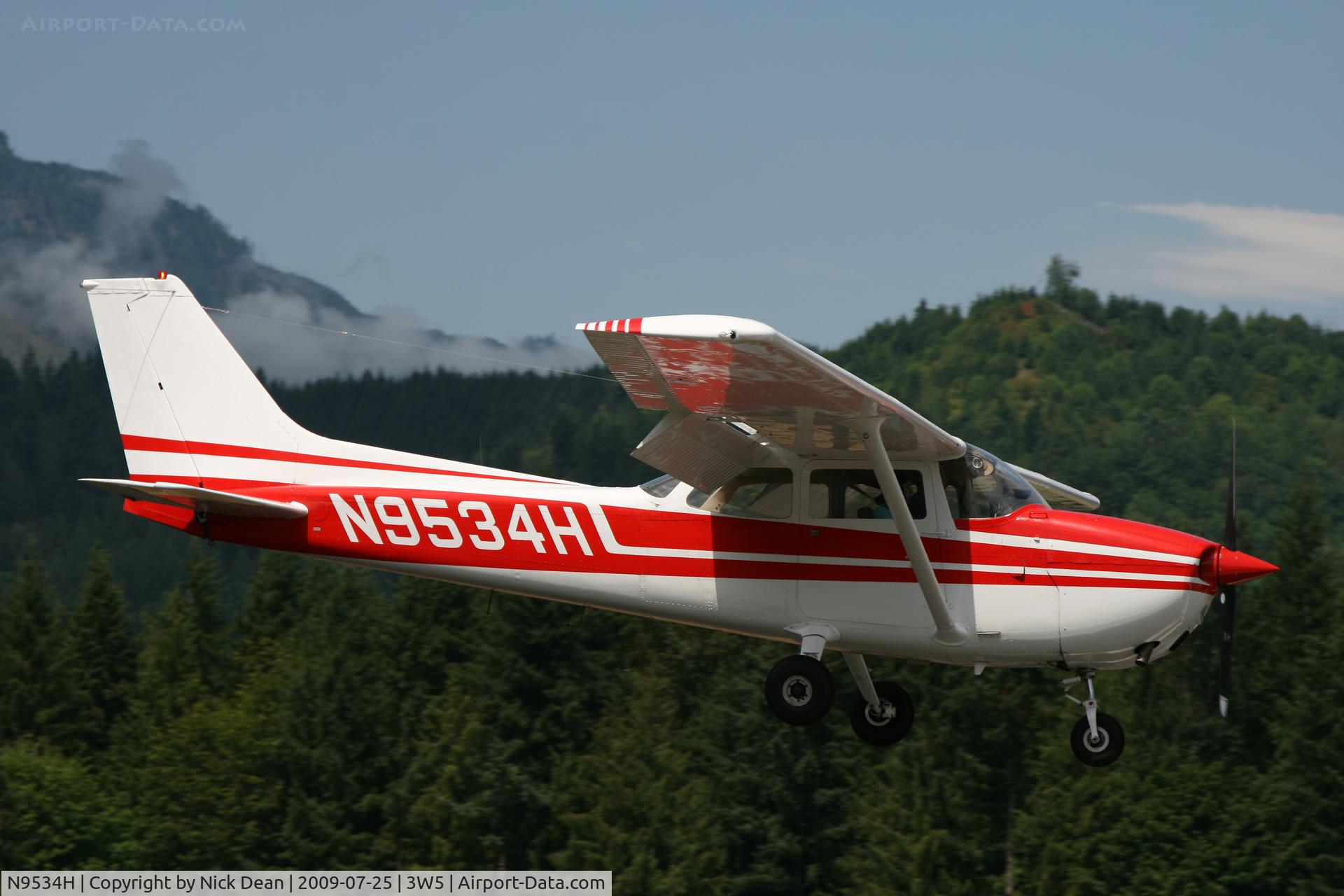N9534H, 1975 Cessna 172M C/N 17266208, 3W5