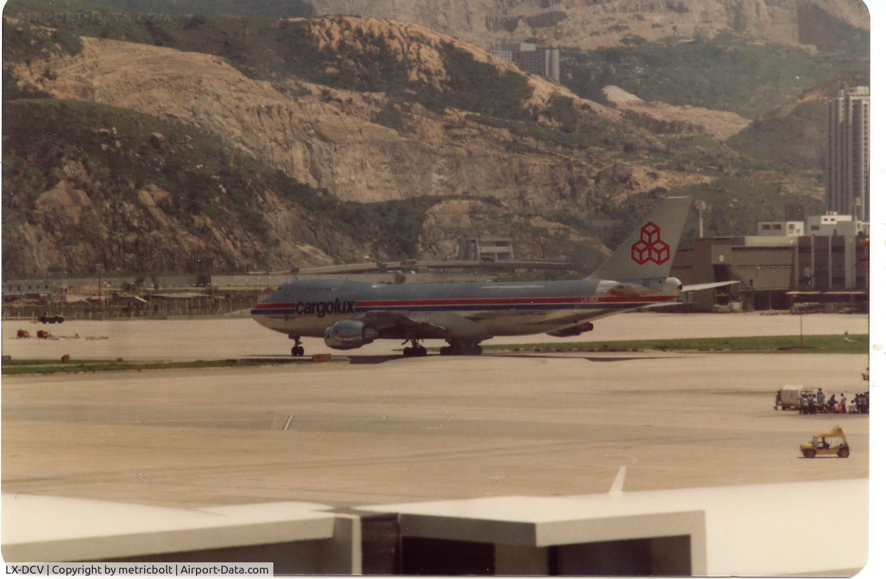 LX-DCV, 1979 Boeing 747-2R7F/SCD C/N 21650, Arrival at HKG Kai Tak,1980