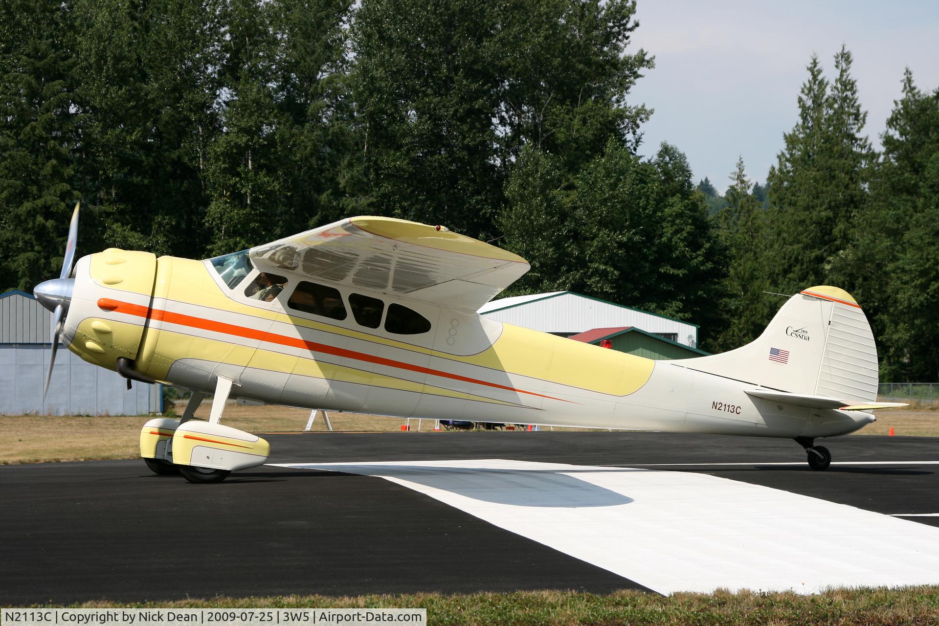 N2113C, 1953 Cessna 195B Businessliner C/N 16098, 3W5