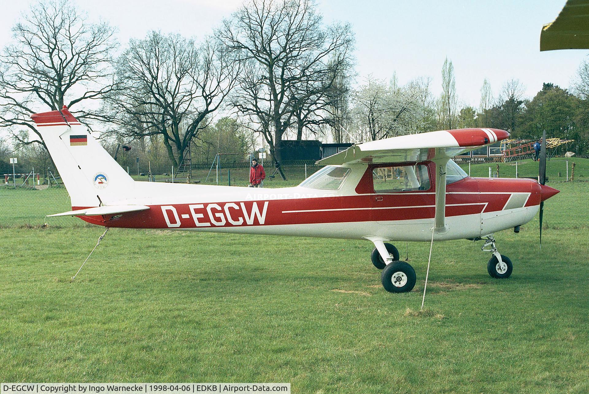 D-EGCW, Reims F152 C/N 1691, Cessna (Reims) F152 at Bonn-Hangelar airfield