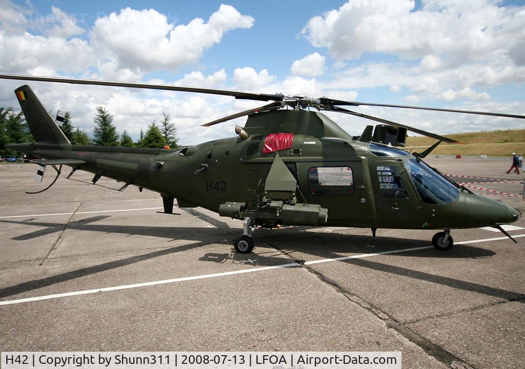 H42, Agusta A-109BA C/N 0342, Displayed during LFOA Airshow 2008