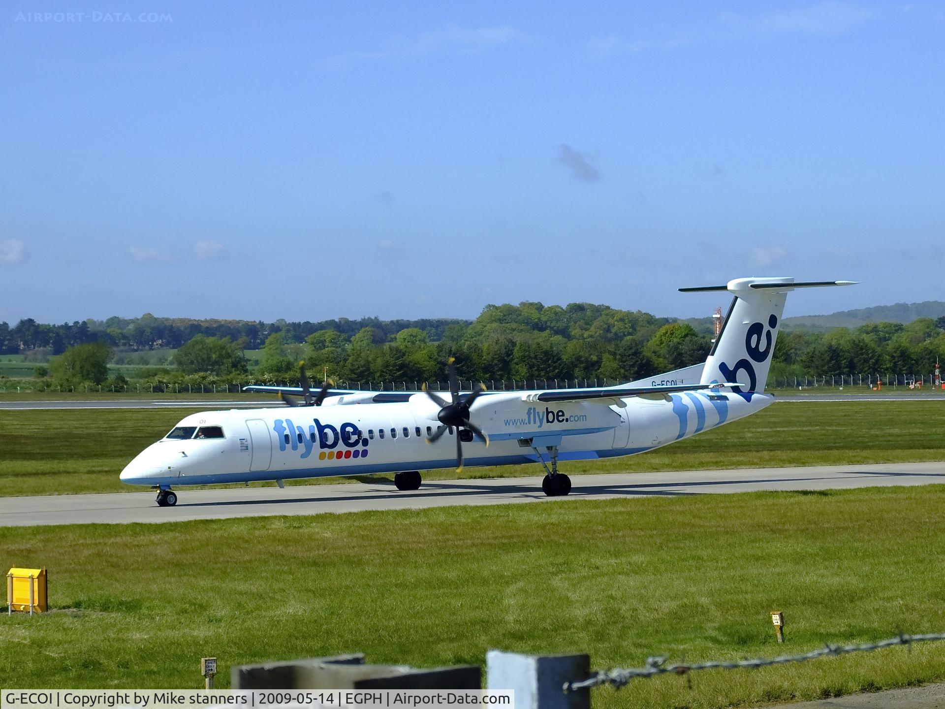 G-ECOI, 2008 De Havilland Canada DHC-8-402Q Dash 8 C/N 4224, Flybe Dash8Q-402 taxiing to runway 06 at EDI