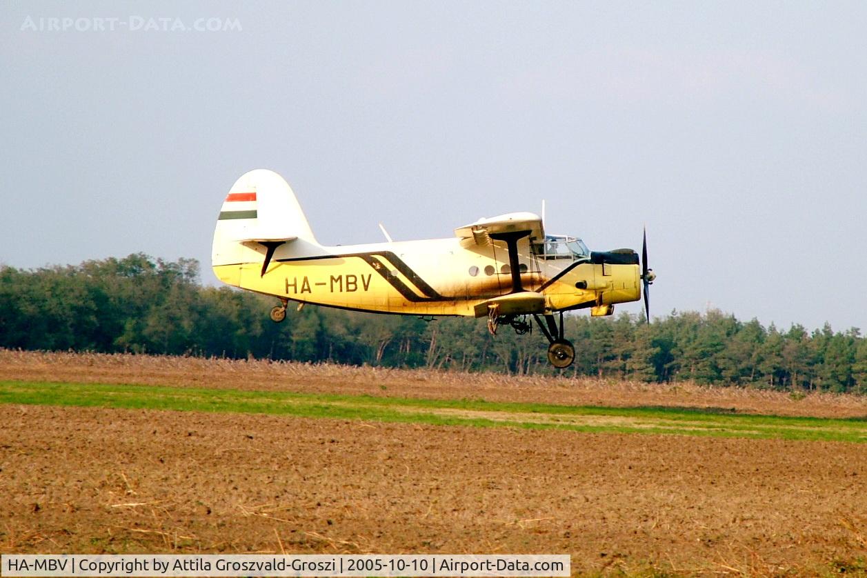 HA-MBV, 1976 PZL-Mielec AN-2R C/N 1G172-54, Györszentiván-Böny Airport, Hungary - Take-off