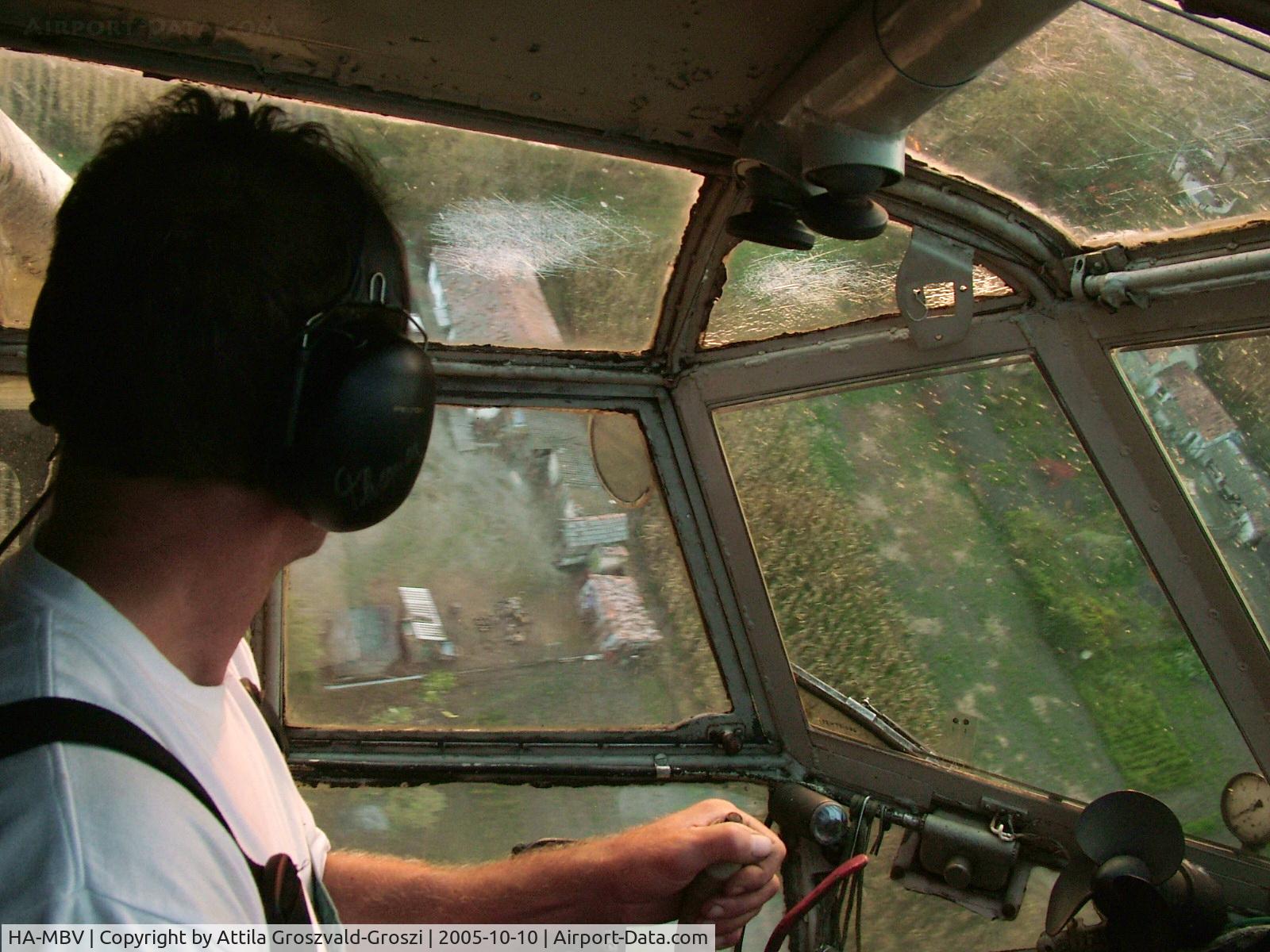HA-MBV, 1976 PZL-Mielec AN-2R C/N 1G172-54, In the airspace of a Pér - Left turning above a farm