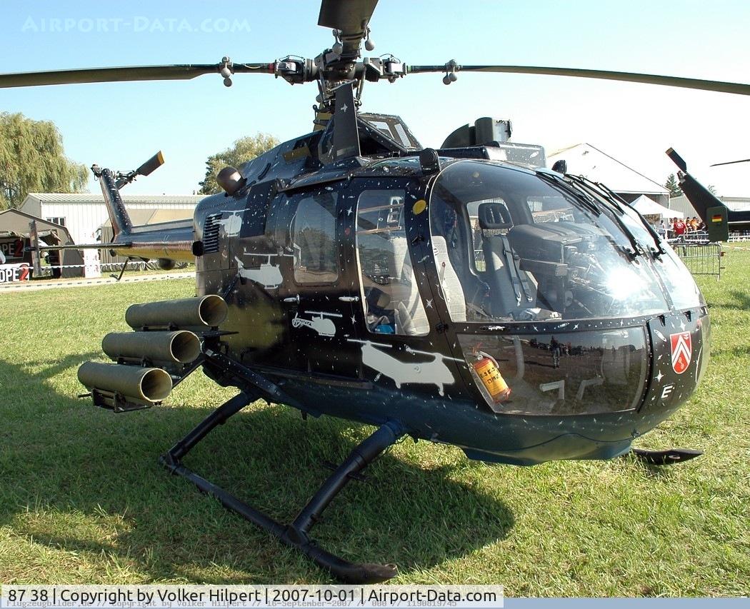 87 38, MBB Bo.105P1 C/N 6138, MBB Bo-105