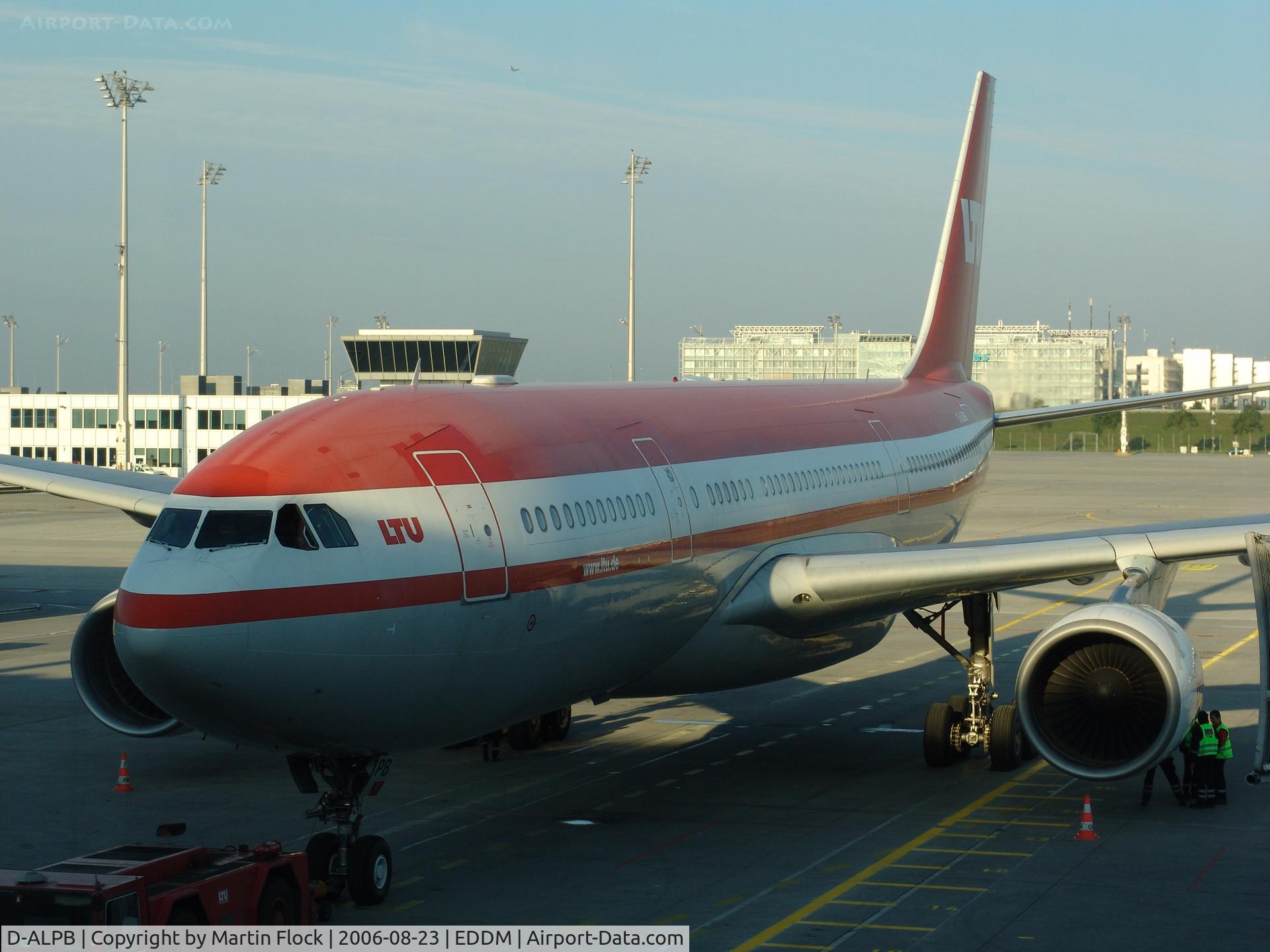D-ALPB, 2001 Airbus A330-223 C/N 0432, .