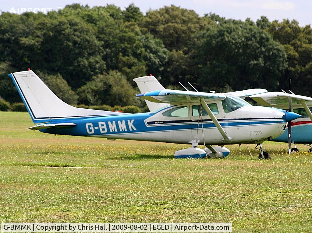 G-BMMK, 1975 Cessna 182P Skylane C/N 182-64117, privately owned. Previous ID: OO-AVU