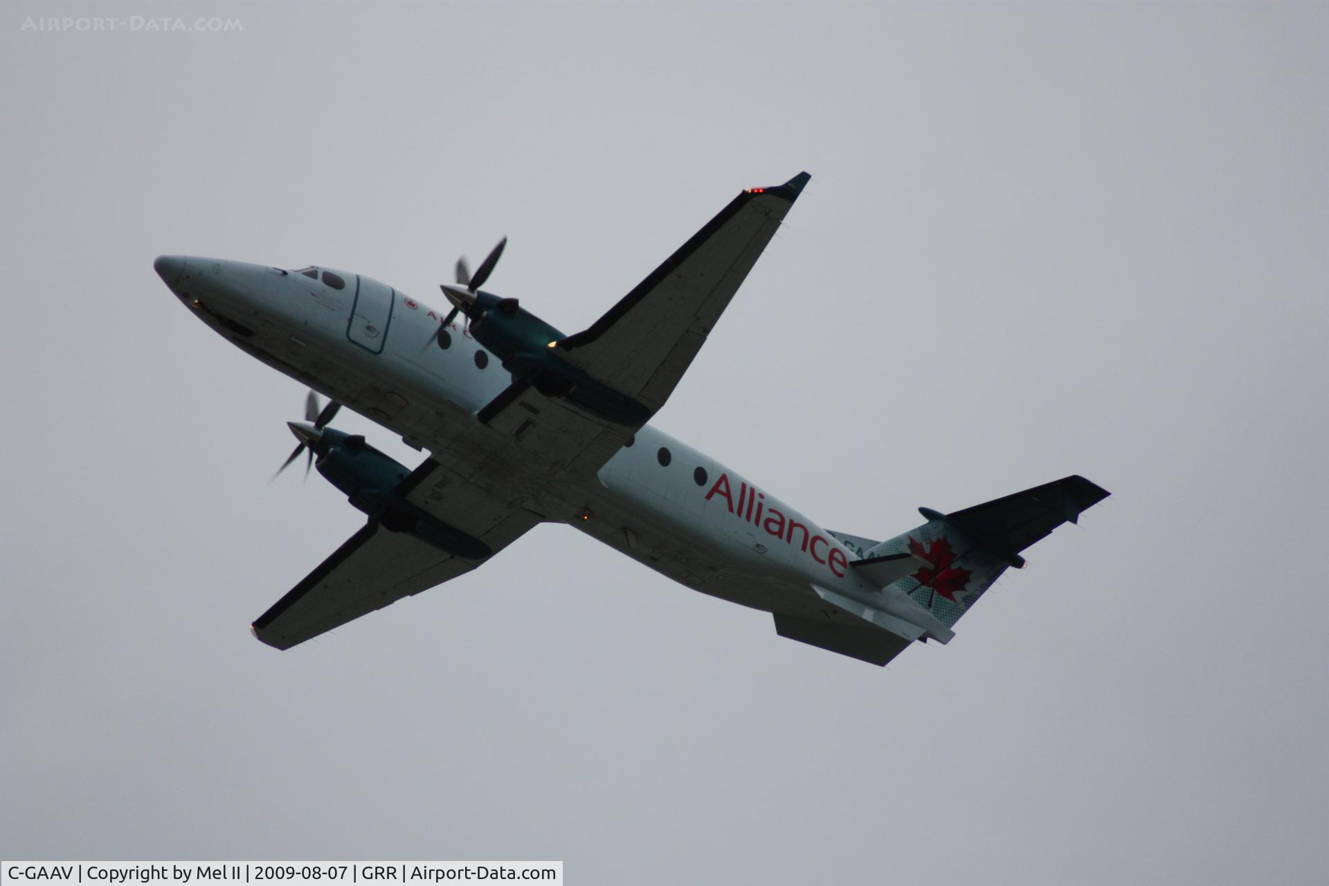 C-GAAV, 1996 Beech 1900D C/N UE-235, GGN7385 - KGRR-CYYZ - Departing RWY 26L