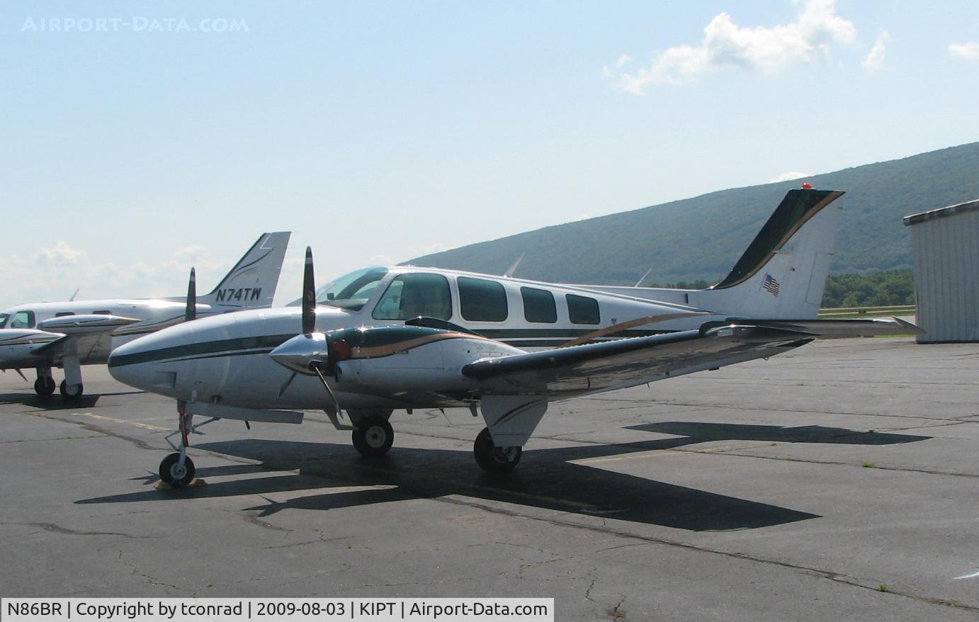 N86BR, 1979 Beech 58 Baron C/N TH-1072, at Williamsport