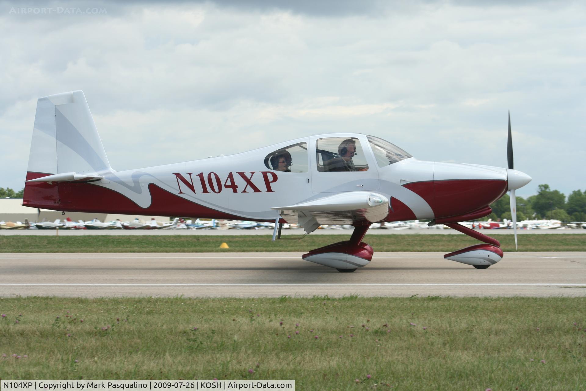 N104XP, 2006 Vans RV-10 C/N 40111, RV-10