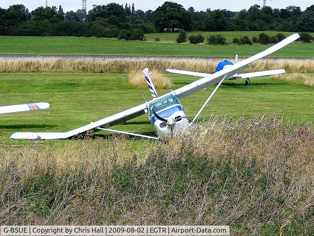 G-BSUE, 1978 Cessna U206G Stationair C/N U206-04334, damaged in a landing accident a few days earlier