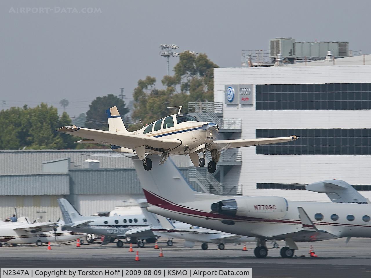 N2347A, 1969 Beech E33 Bonanza C/N CD-1229, N2347A departing from RWY 03