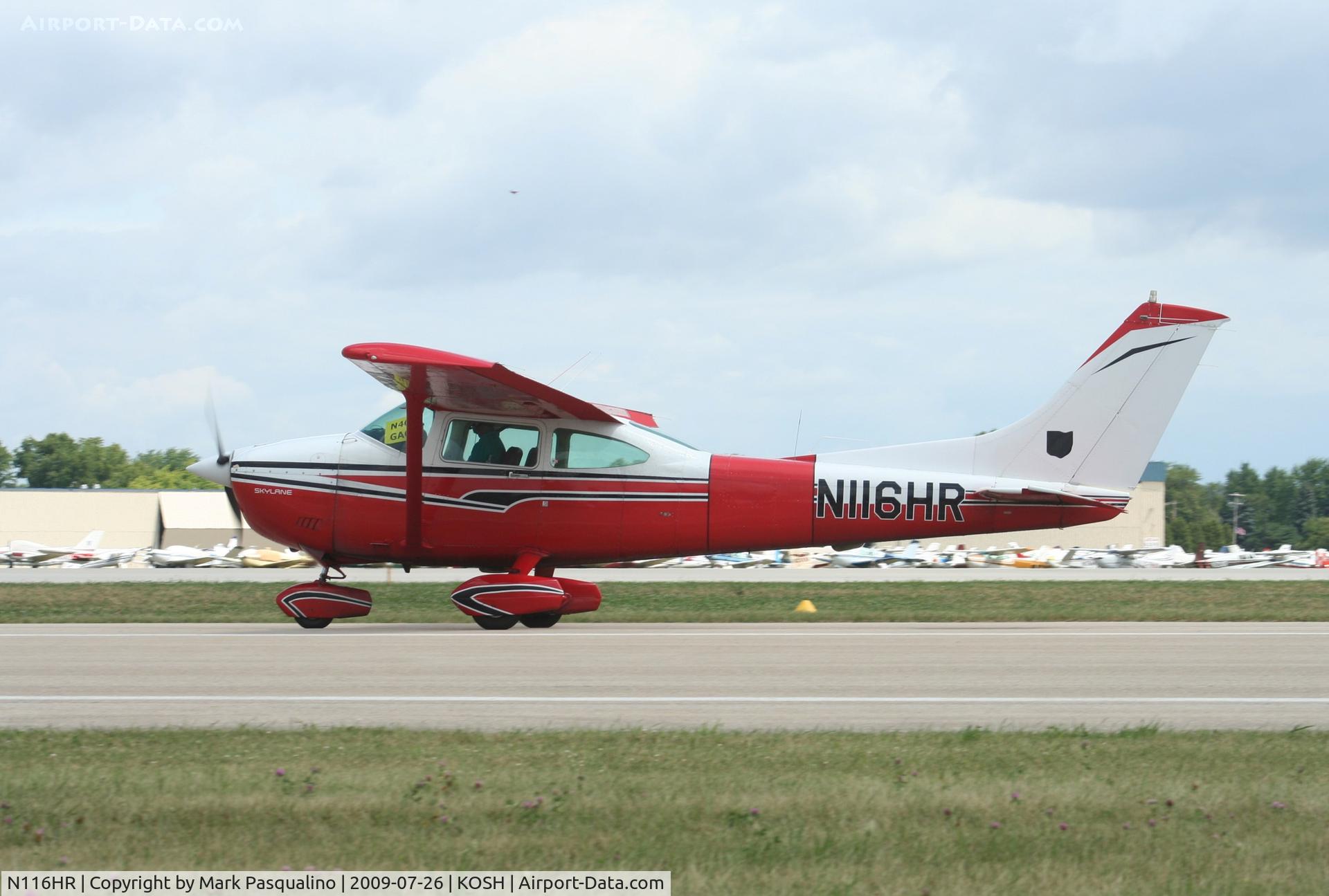 N116HR, Cessna 182R Skylane C/N 18268579, Cessna 182