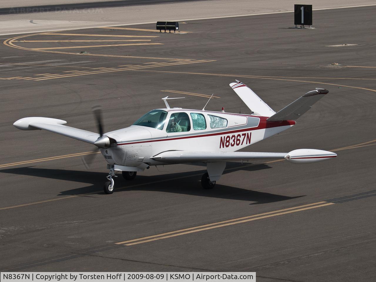 N8367N, 1968 Beech V35A Bonanza C/N D-8749, N8367N taxiing