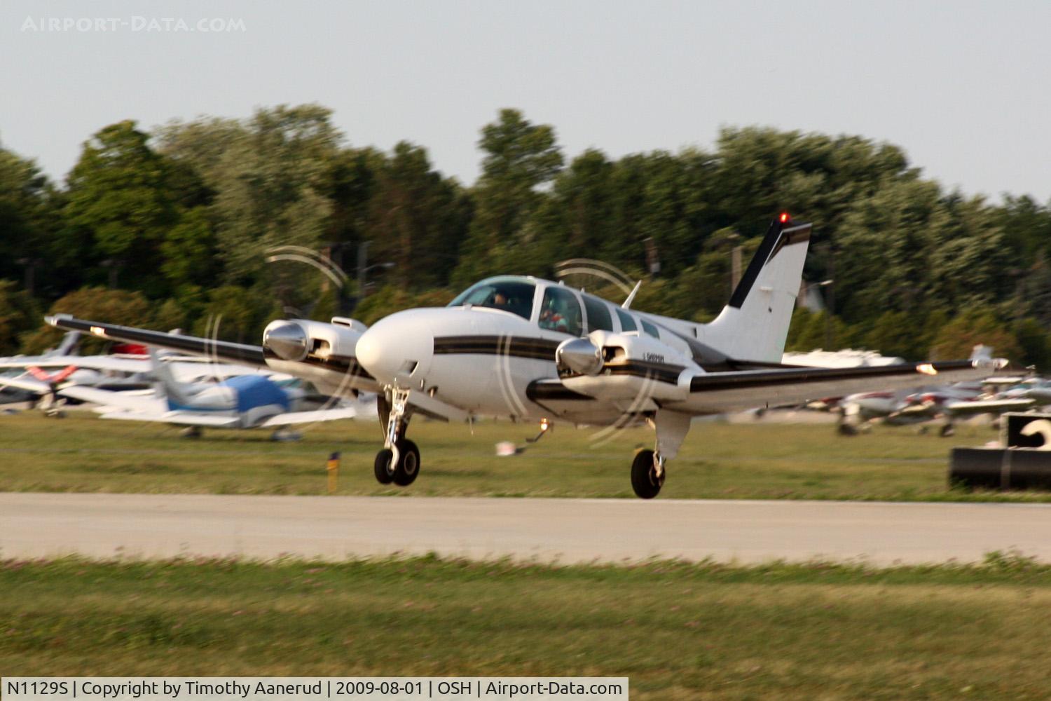 N1129S, 1997 Raytheon Aircraft Company 58 C/N TH-1812, 1997 Raytheon Aircraft Company 58, c/n: TH-1812