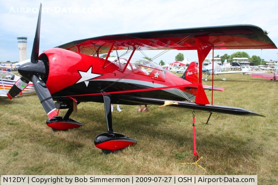 N12DY, Pitts Model 12 C/N 095, Airventure 2009 - Oshkosh, Wisconsin