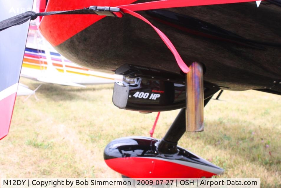 N12DY, Pitts Model 12 C/N 095, Airventure 2009 - Oshkosh, Wisconsin