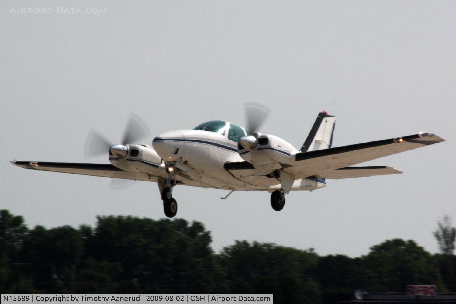 N15689, 1988 Beech 58 Baron C/N TH-1543, 1988 Beech 58, c/n: TH-1543