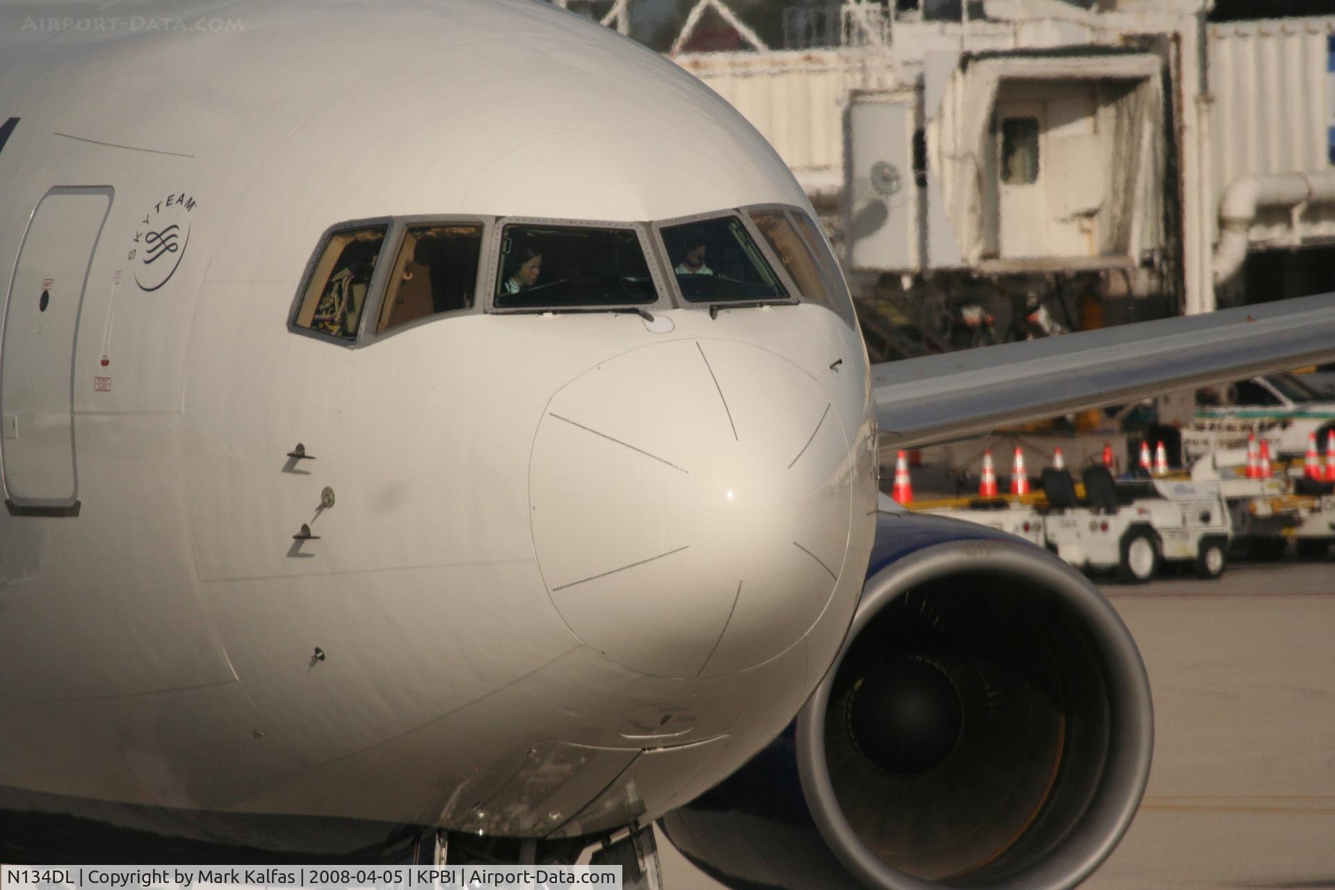 N134DL, 1991 Boeing 767-332 C/N 25123, Delta Airlines Boeing 767-332, N134DL pushing back from the gate at KPBI for a quick trip to KATL.