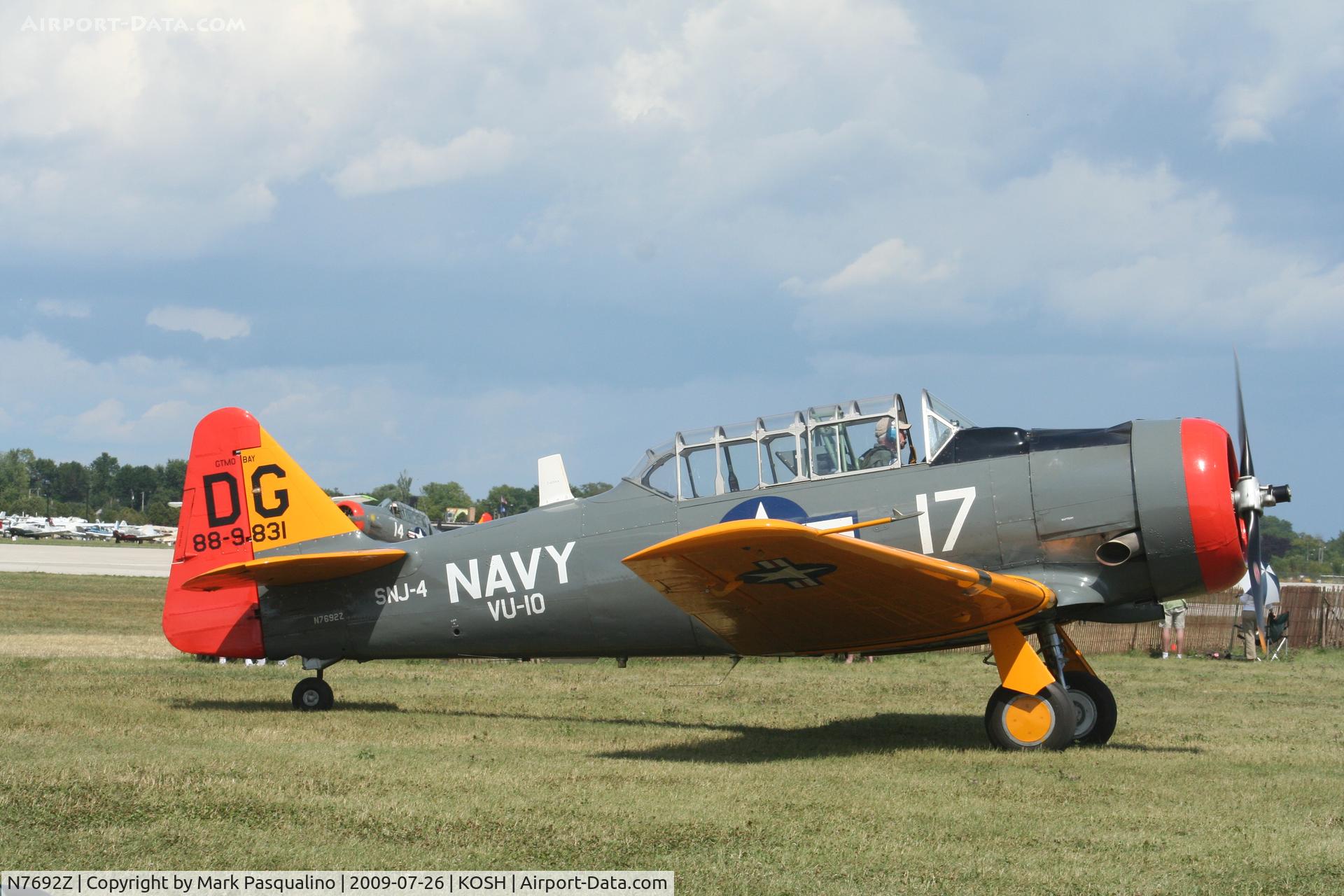 N7692Z, 1942 North American SNJ-4 Texan C/N 88-9831, North American SNJ-4