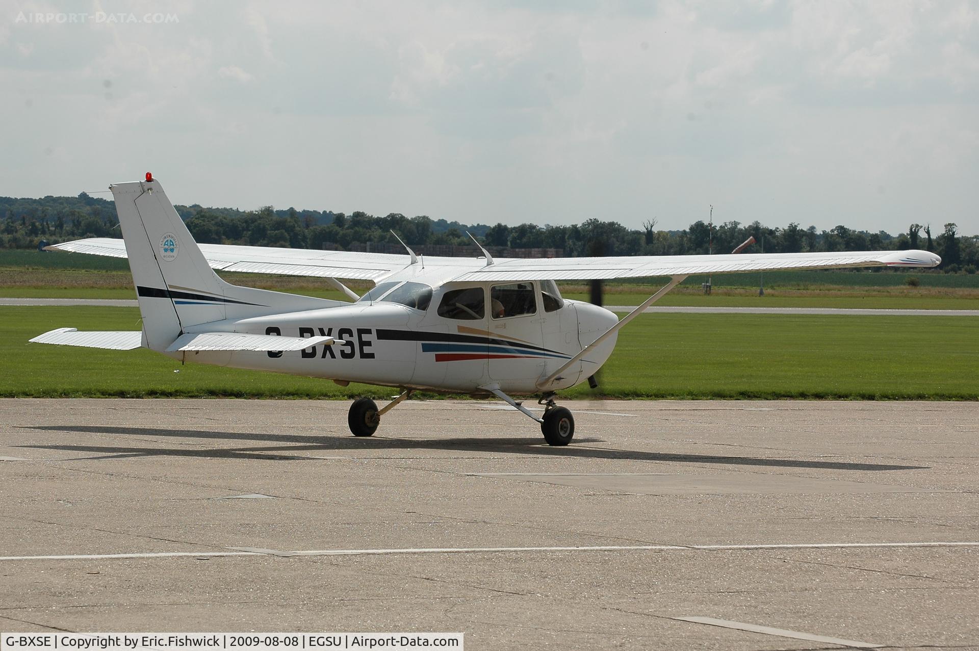 G-BXSE, 1998 Cessna 172R Skyhawk C/N 17280352, G-BXSE at Duxford