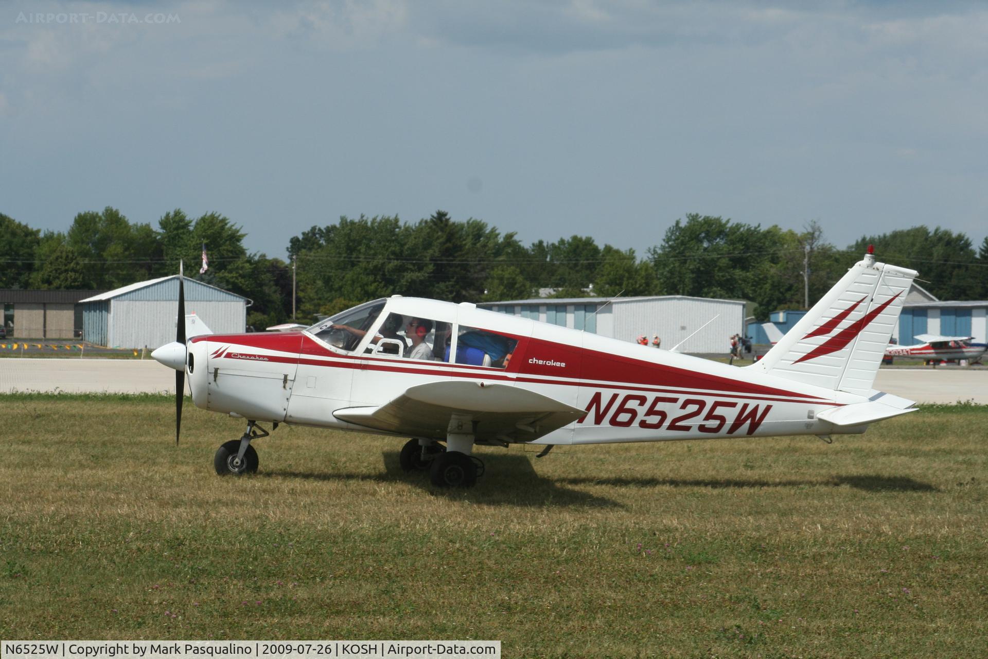 N6525W, 1964 Piper PA-28-140 C/N 28-20604, Piper PA-28-140