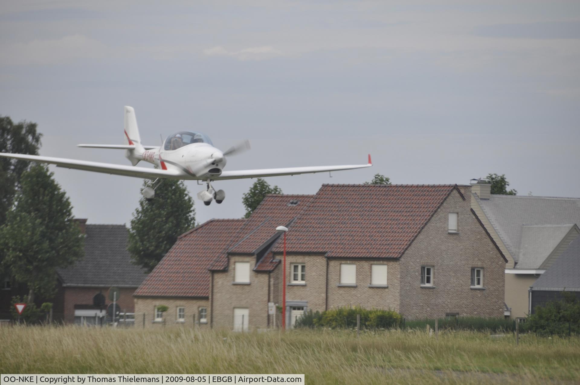 OO-NKE, 2006 Aquila A210 (AT01) C/N AT01-149, /