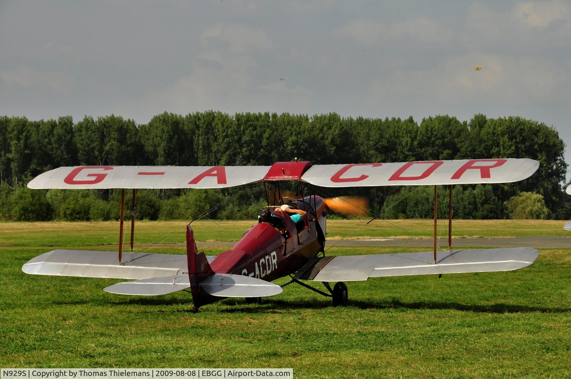 N929S, 1943 De Havilland DH-82A Tiger Moth II Tiger Moth II C/N 84887, Opendeur VZP 2009
