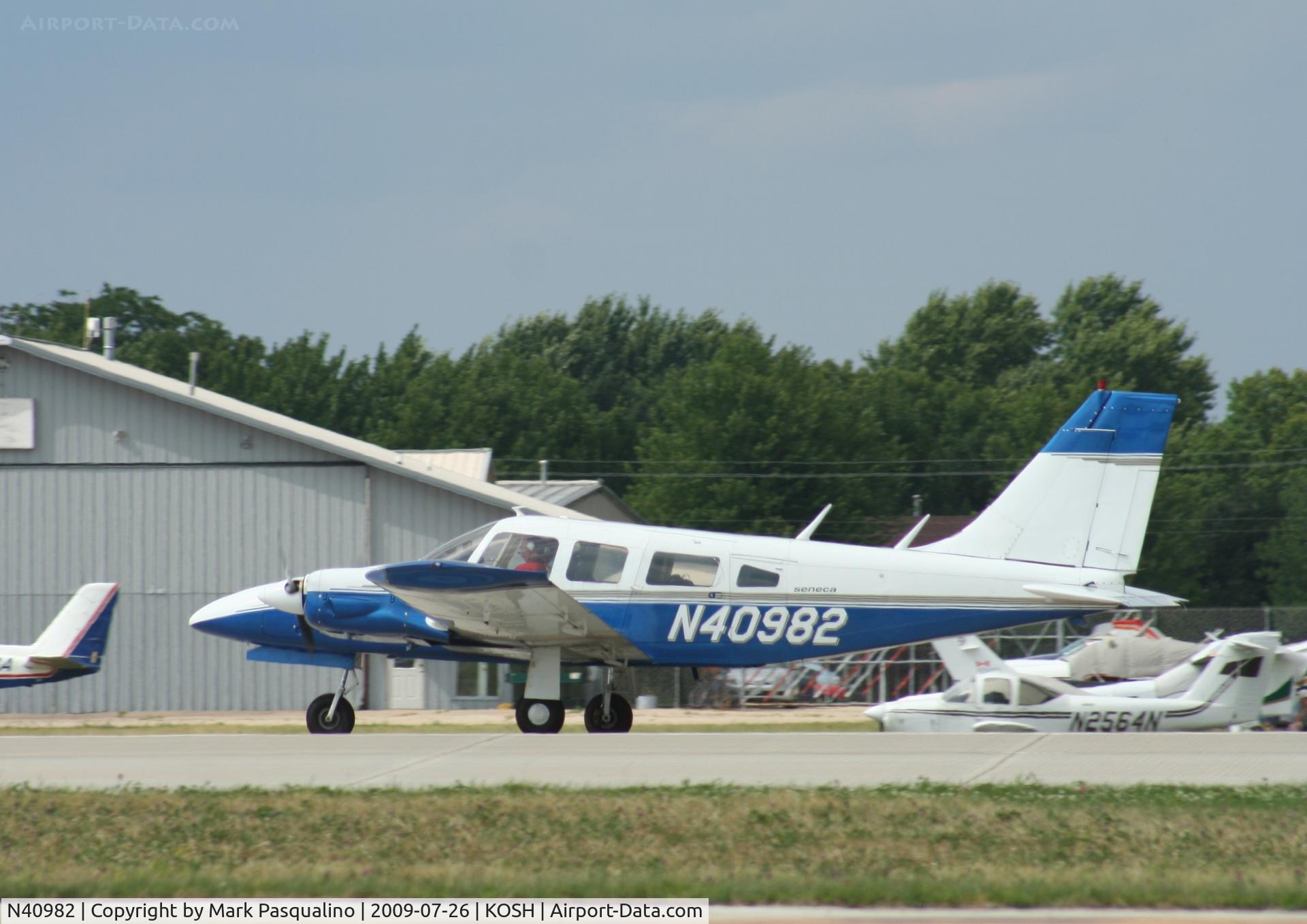 N40982, 1974 Piper PA-34-200 Seneca C/N 34-7450095, Piper PA-34-200