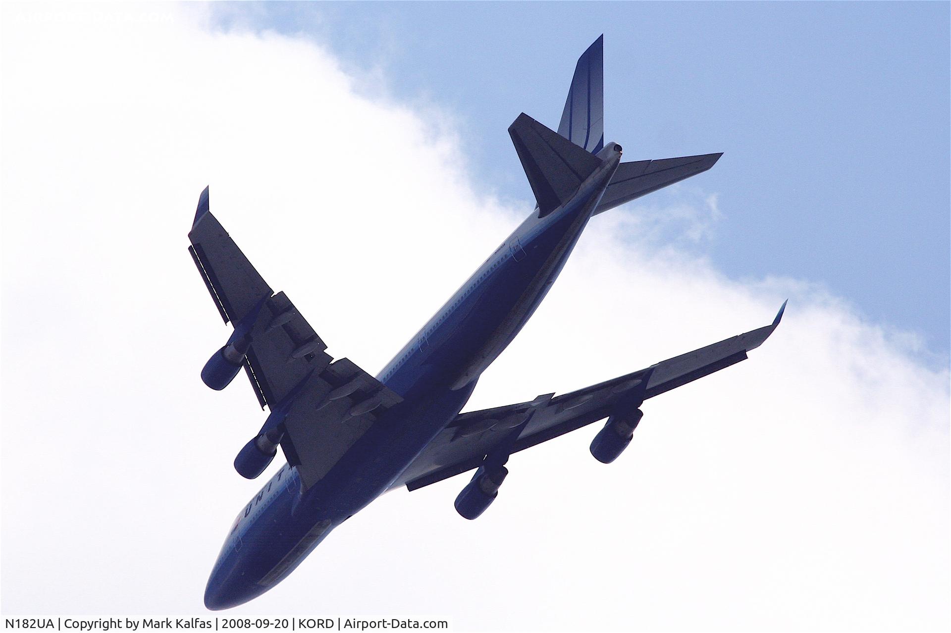 N182UA, 1991 Boeing 747-422 C/N 25279, United Airlines Boeing 747-422, N182UA on the 9R approach KORD.