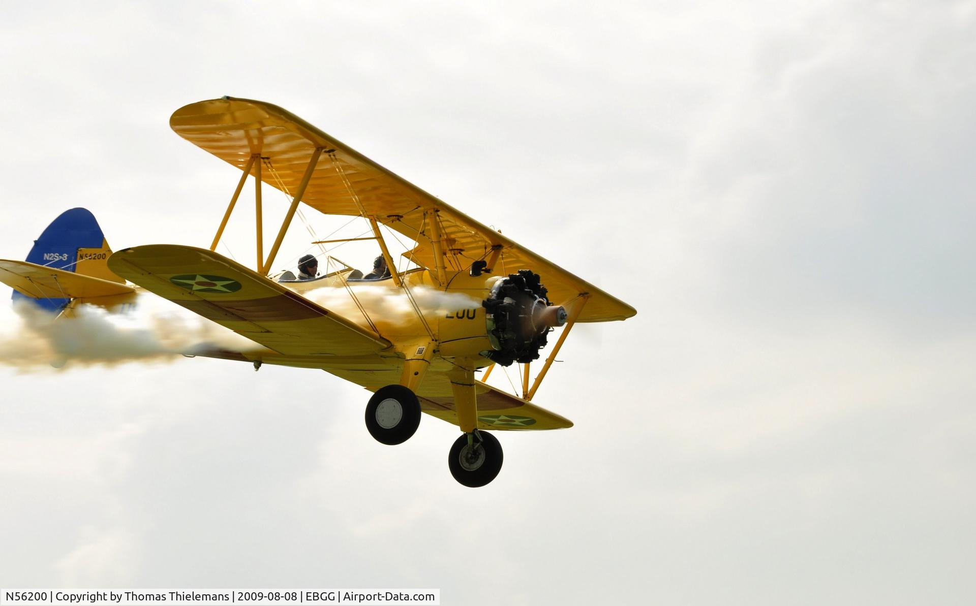 N56200, 1943 Boeing B75N1 C/N 75-7813, Opendeur VZP 2009